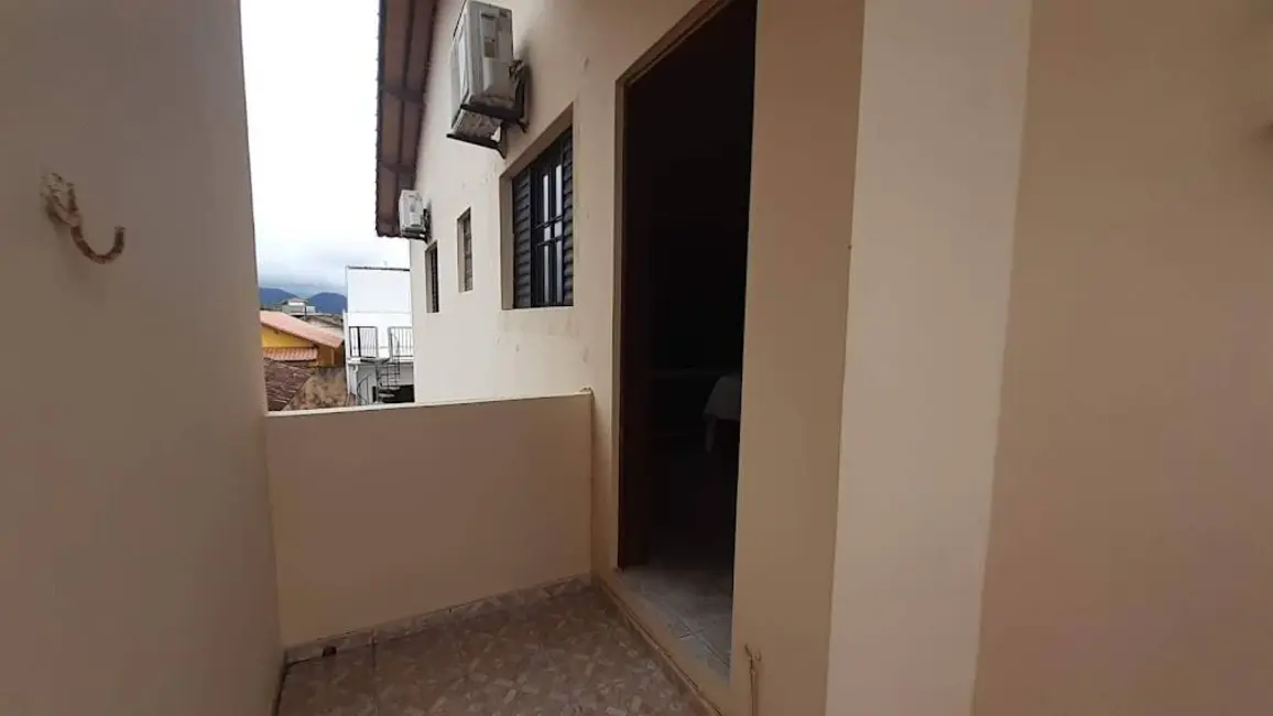 Casa com 3 quartos à venda, 146m2 em Agenor de Campos, Mongagua - SP - imagem 9 Foto 9 de Casa com 3 quartos à venda, 146m2 em Agenor de Campos, Mongagua - SP