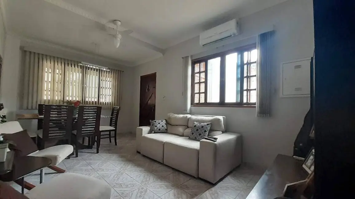 Casa com 3 quartos à venda, 146m2 em Agenor de Campos, Mongagua - SP - imagem 2 Foto 2 de Casa com 3 quartos à venda, 146m2 em Agenor de Campos, Mongagua - SP