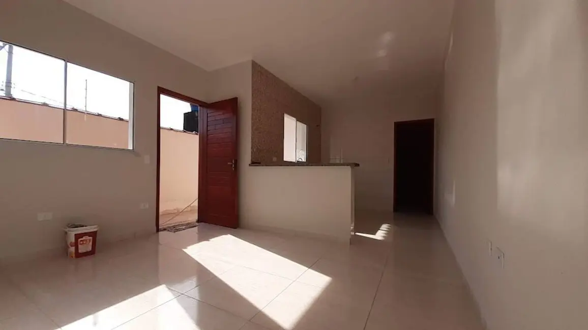 Foto 6 de Casa com 2 quartos à venda, 125m2 em Mongagua - SP
