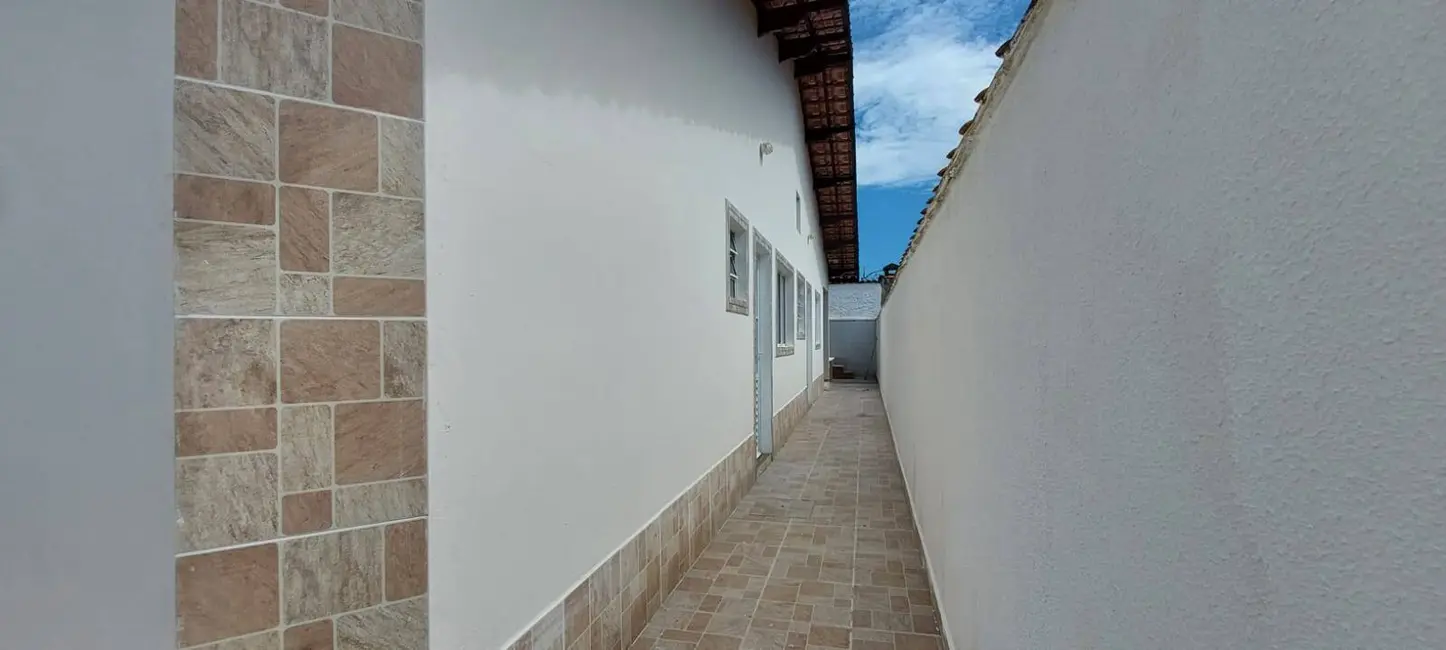 Foto 3 de Casa com 2 quartos à venda, 125m2 em Mongagua - SP