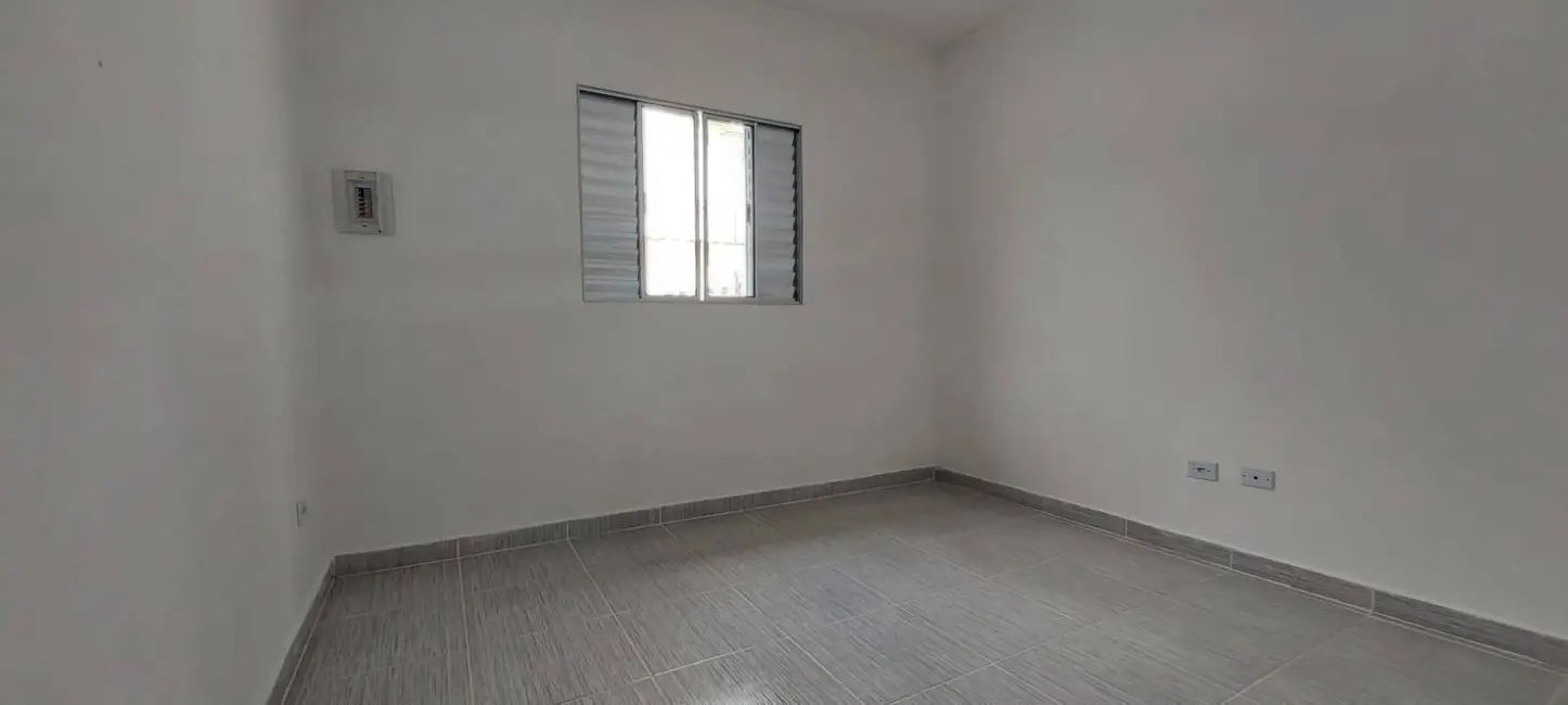 Foto 8 de Casa com 2 quartos à venda, 150m2 em Mongagua - SP