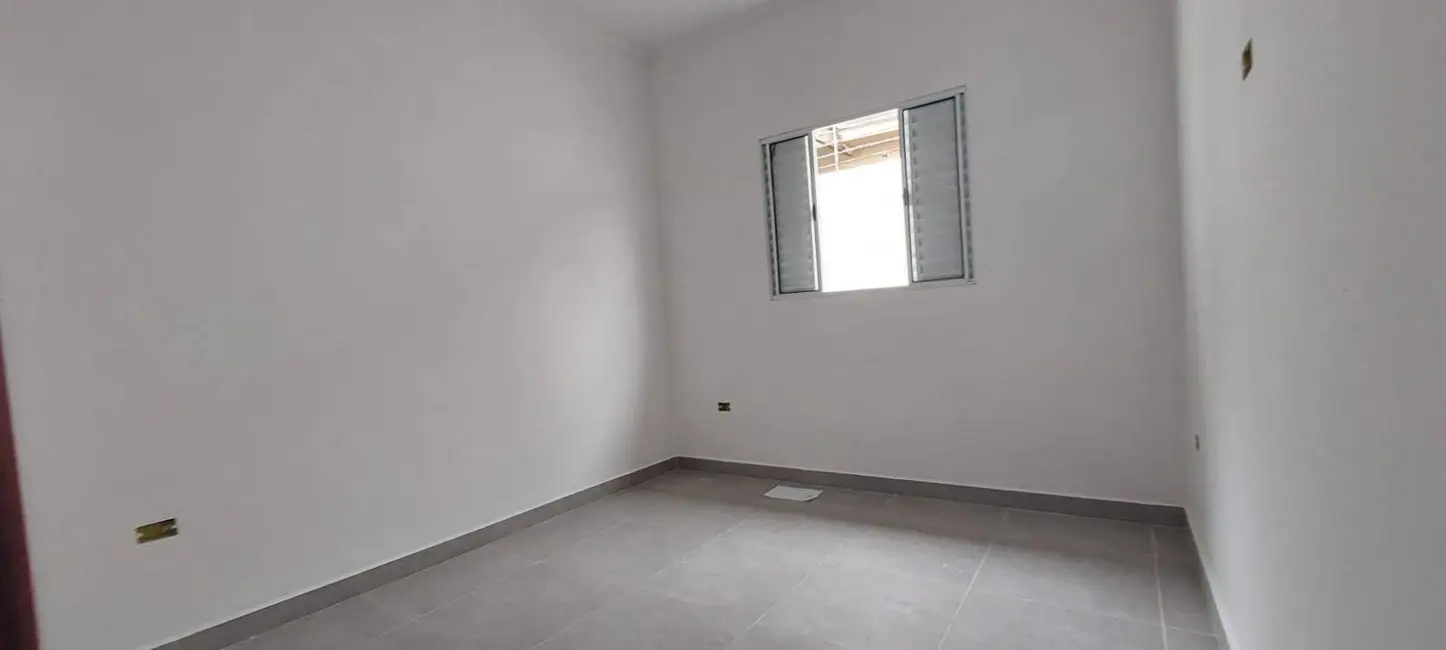Foto 6 de Casa com 2 quartos à venda, 60m2 em Mongagua - SP