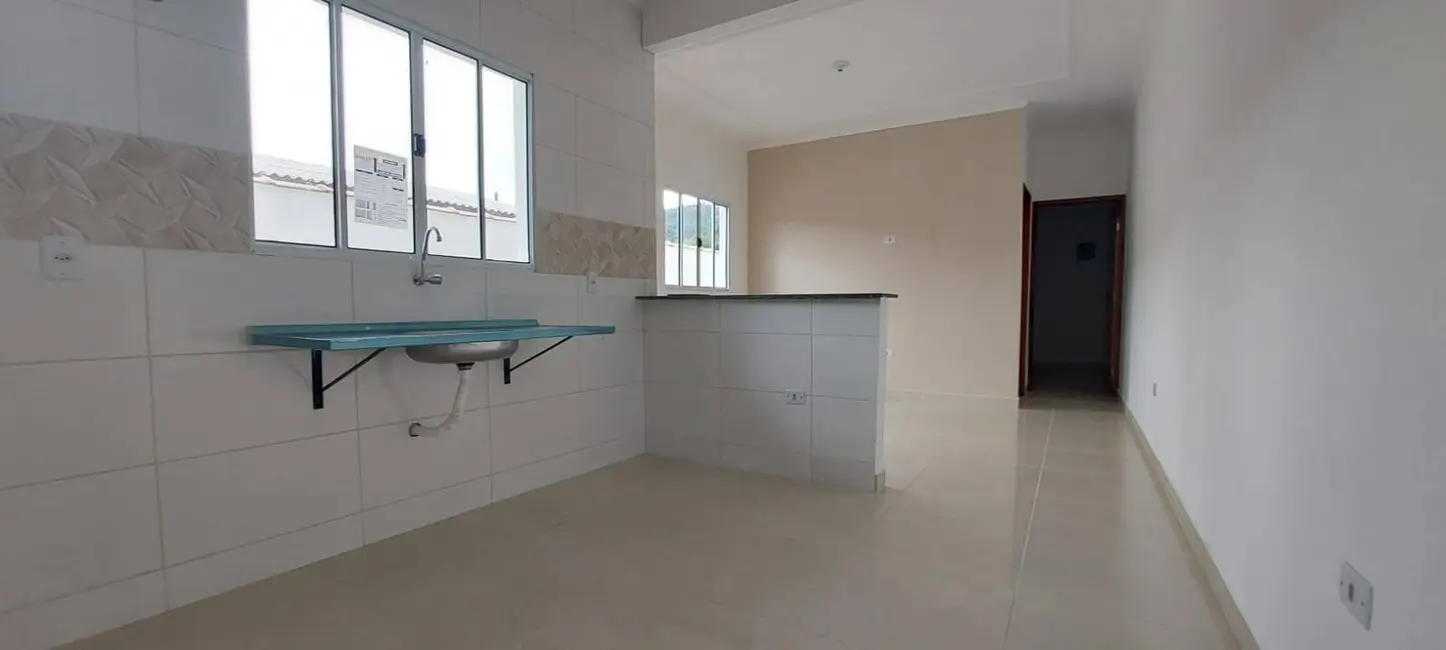 Foto 5 de Casa com 2 quartos à venda, 60m2 em Mongagua - SP