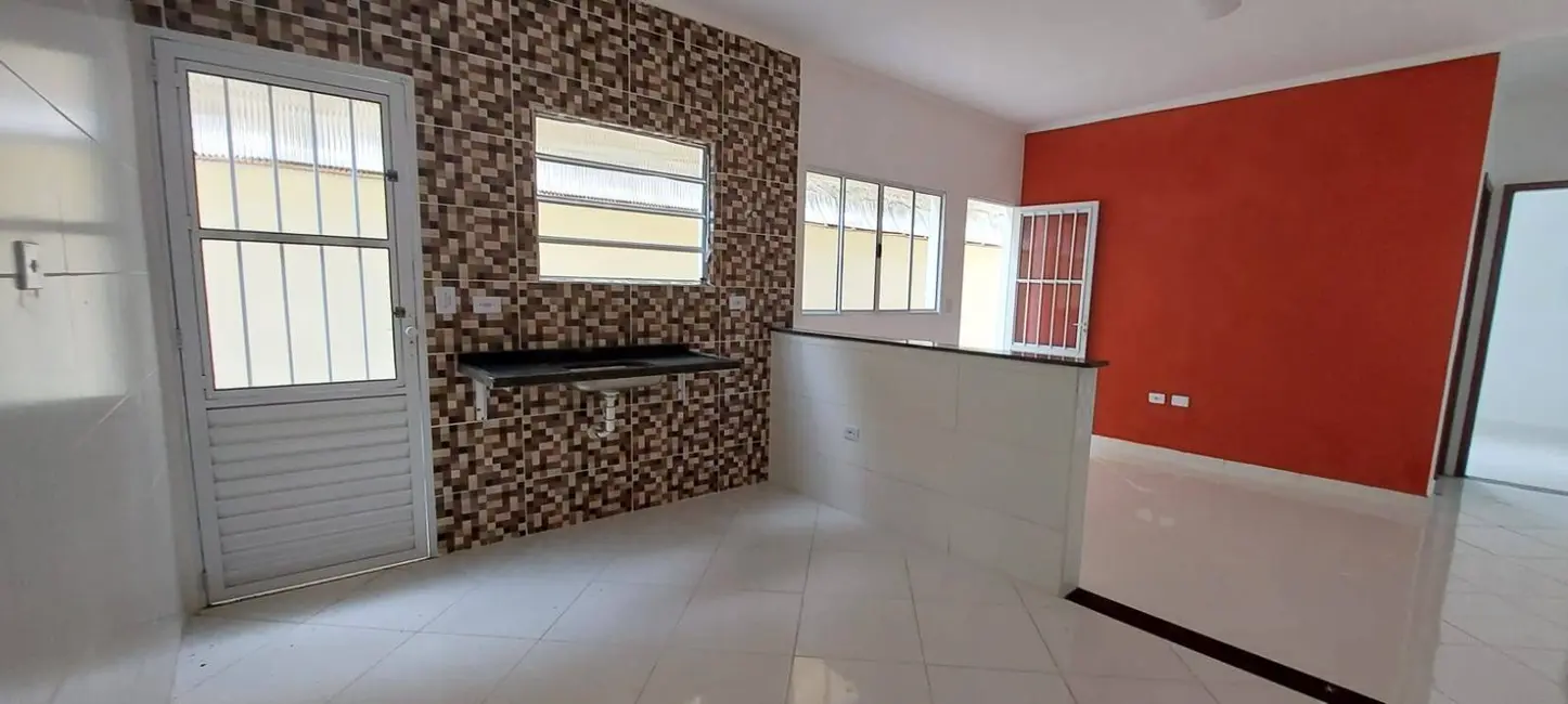 Casa com 2 quartos à venda, 60m2 em Agenor de Campos, Mongagua - SP - imagem 9 Foto 9 de Casa com 2 quartos à venda, 60m2 em Agenor de Campos, Mongagua - SP