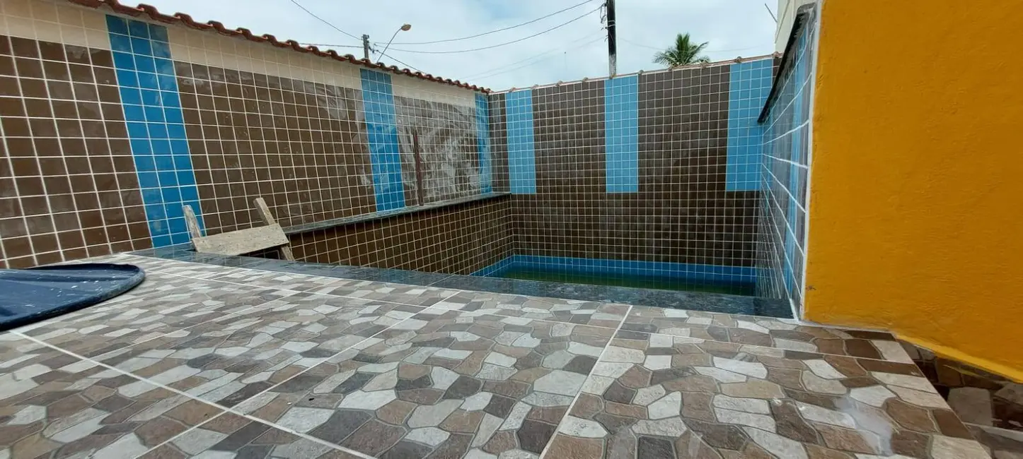 Foto 4 de Casa com 3 quartos à venda, 150m2 em Mongagua - SP