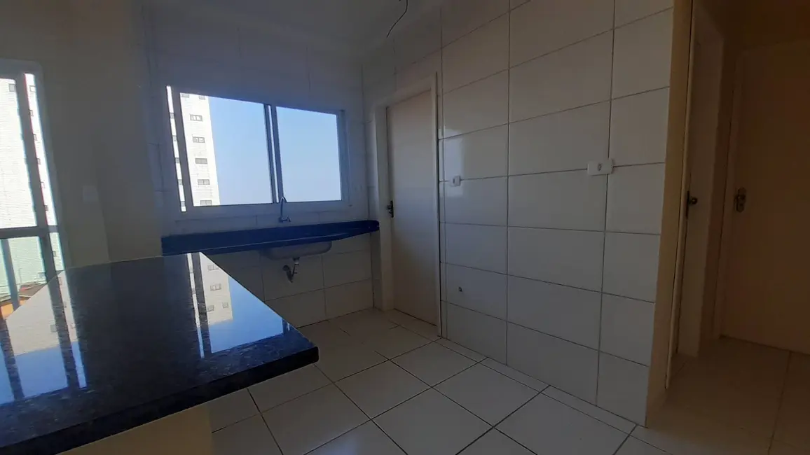 Foto 7 de Apartamento à venda, 61m2 em Mongagua - SP