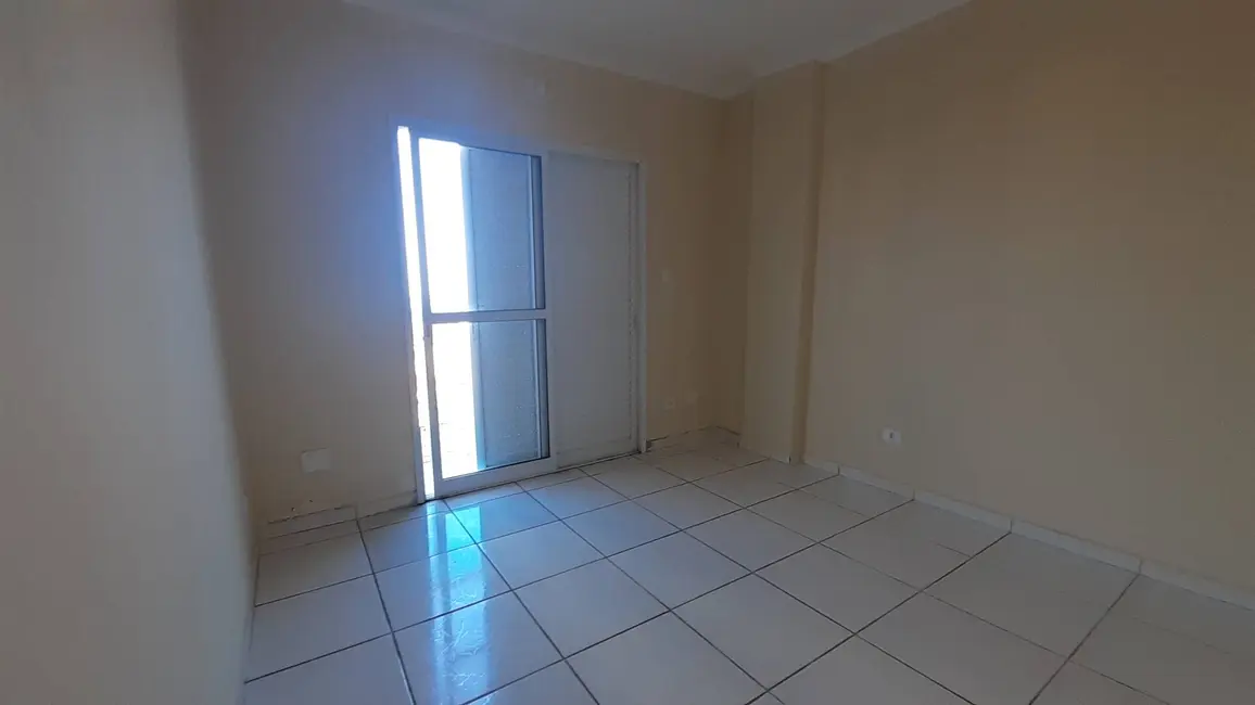 Foto 10 de Apartamento à venda, 61m2 em Mongagua - SP