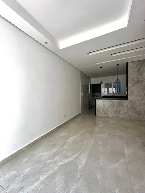 Foto 2 de Casa com 2 quartos à venda, 63m2 em Canto do Forte, Praia Grande - SP