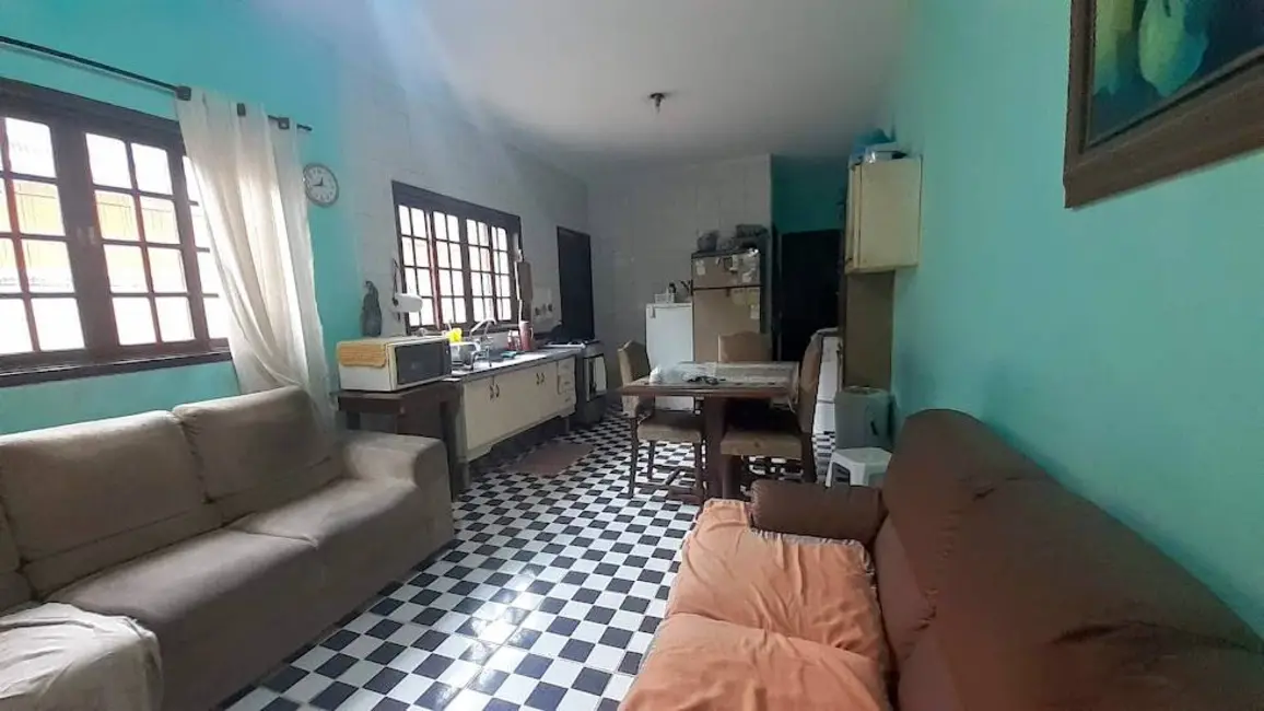 Foto 2 de Casa com 2 quartos à venda, 60m2 em Mongagua - SP