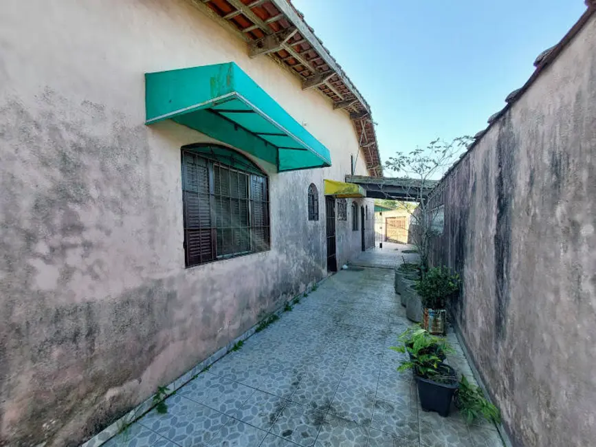 Foto 9 de Casa com 2 quartos à venda, 125m2 em Mongagua - SP