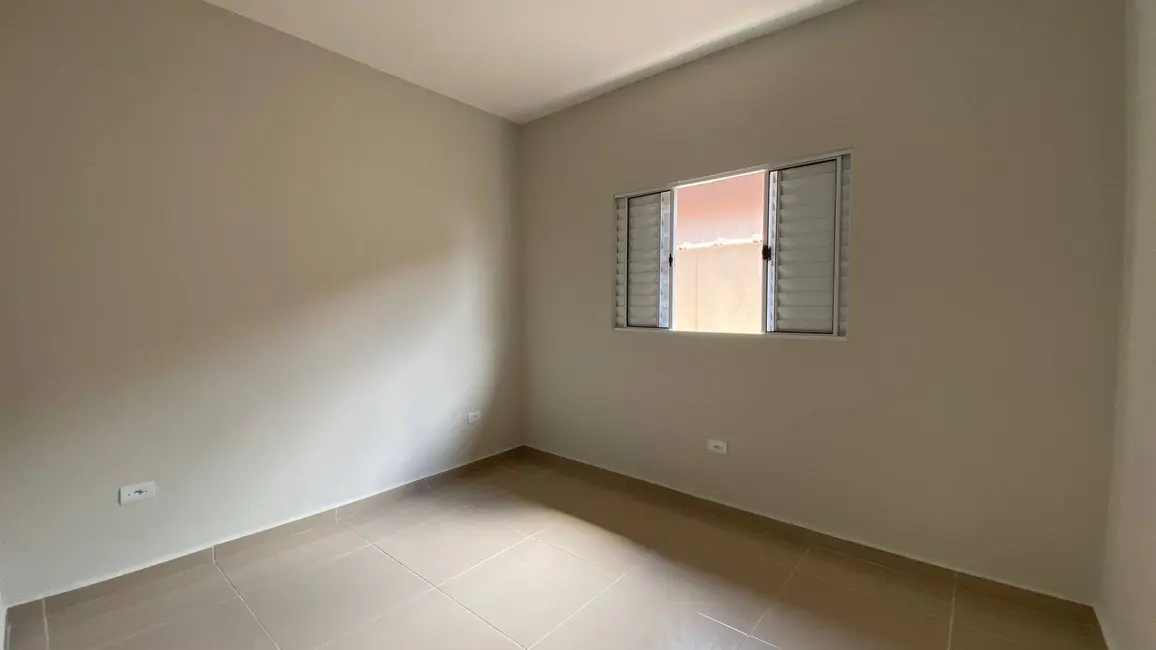 Foto 8 de Casa com 2 quartos à venda, 208m2 em Itanhaem - SP