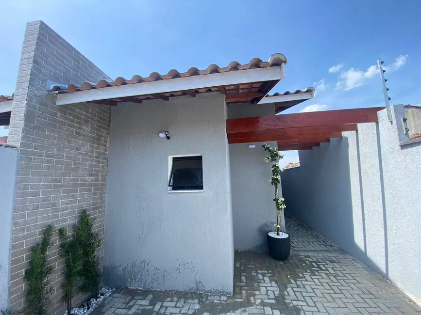 Foto 1 de Casa com 3 quartos à venda, 150m2 em Itanhaem - SP
