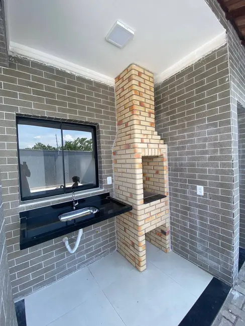 Foto 3 de Casa com 3 quartos à venda, 150m2 em Itanhaem - SP