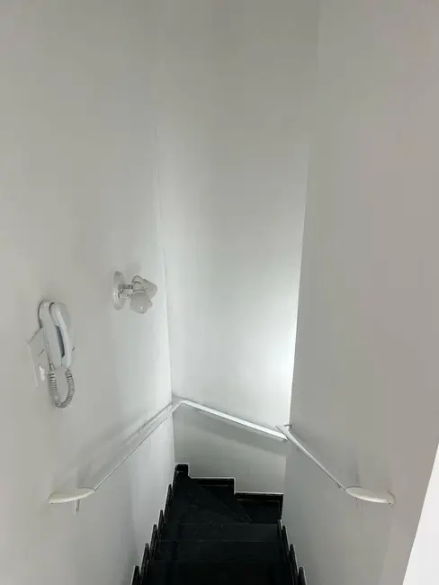 Casa com 2 quartos à venda, 60m2 em Praia Grande - SP - imagem 3 Foto 3 de Casa com 2 quartos à venda, 60m2 em Praia Grande - SP
