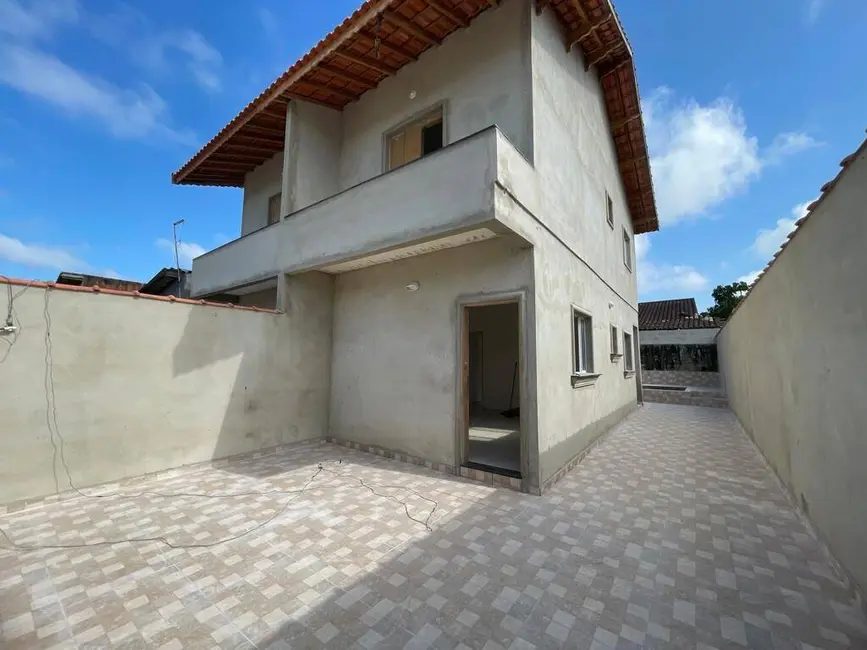 Foto 1 de Casa com 2 quartos à venda, 125m2 em Itanhaem - SP