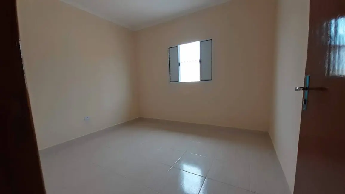 Foto 8 de Casa com 2 quartos à venda, 147m2 em Mongagua - SP