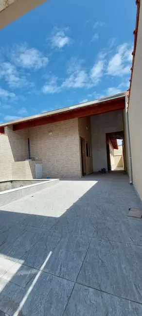 Foto 2 de Casa com 2 quartos à venda, 125m2 em Mongagua - SP