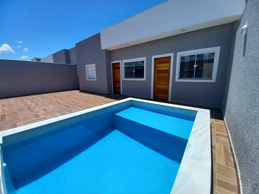 Foto 1 de Casa com 2 quartos à venda, 158m2 em Itanhaem - SP