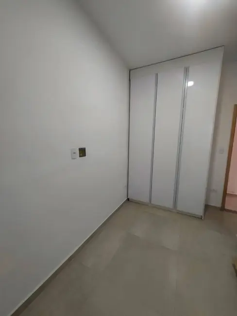 Foto 9 de Casa com 3 quartos à venda, 300m2 em Itanhaem - SP