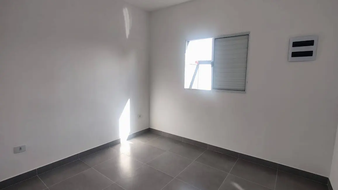 Foto 5 de Casa com 2 quartos à venda, 135m2 em Itanhaem - SP