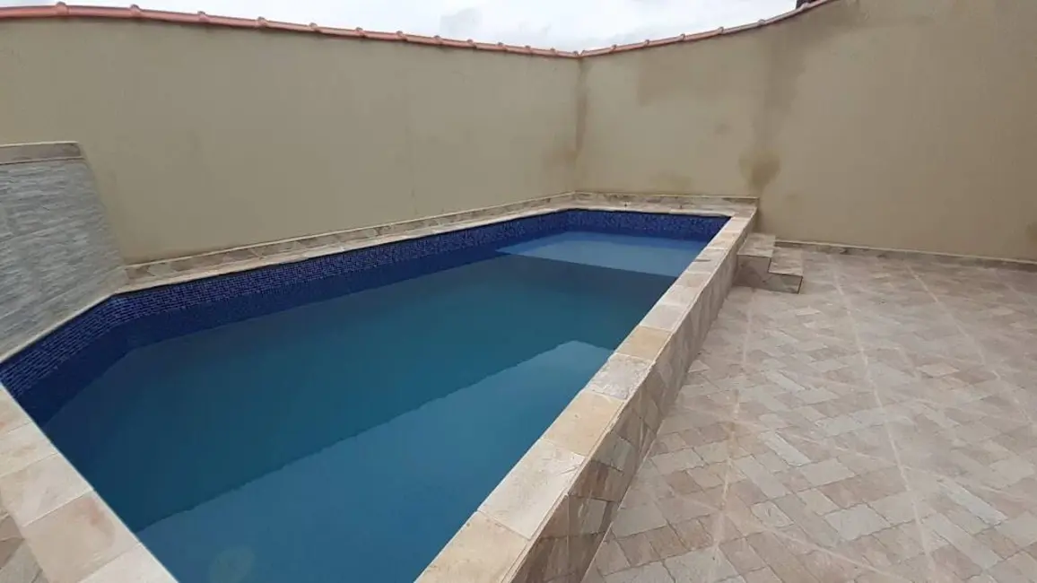 Foto 2 de Casa com 2 quartos à venda, 198m2 em Itanhaem - SP