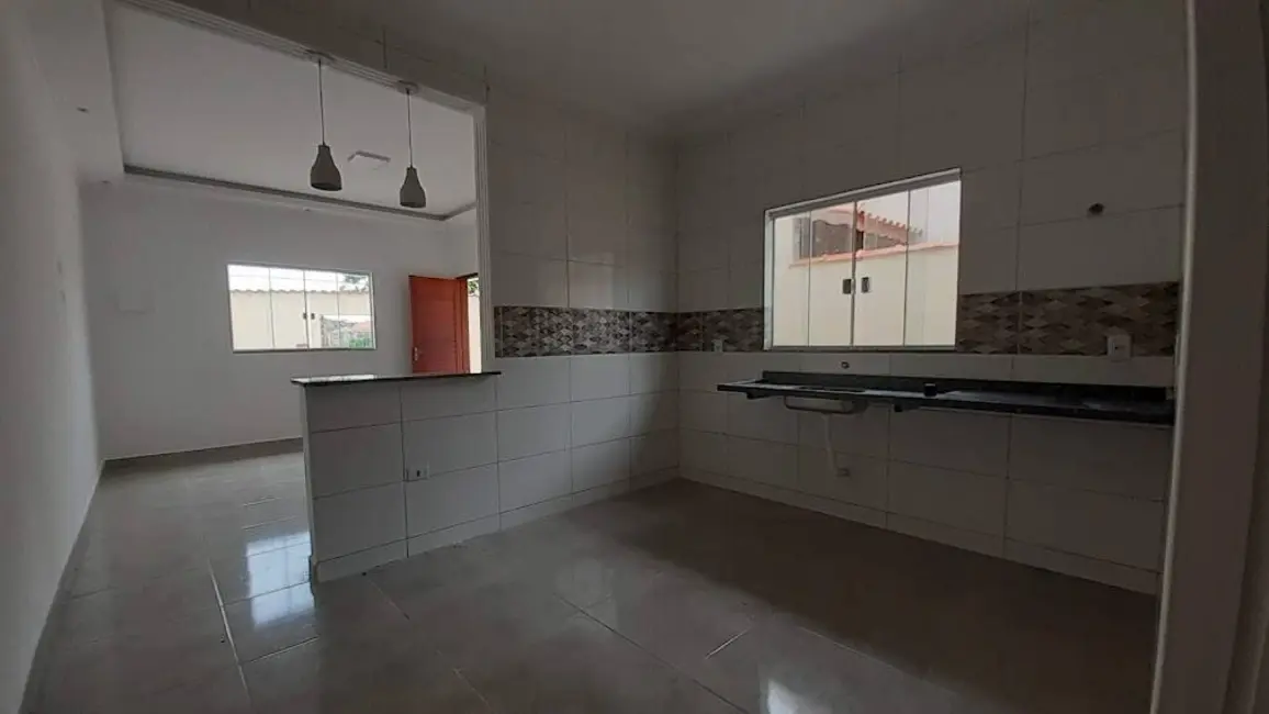 Foto 7 de Casa com 2 quartos à venda, 198m2 em Itanhaem - SP