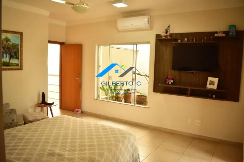 Foto 8 de Sobrado com 4 quartos à venda, 338m2 em Vila São João da Boa Vista, Bauru - SP