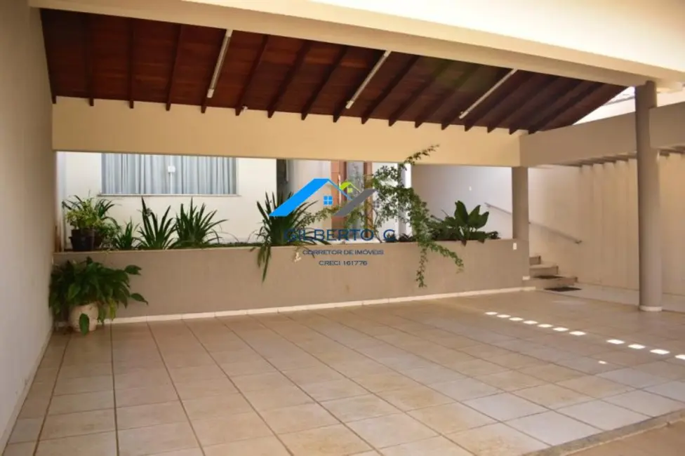 Foto 3 de Sobrado com 4 quartos à venda, 338m2 em Vila São João da Boa Vista, Bauru - SP