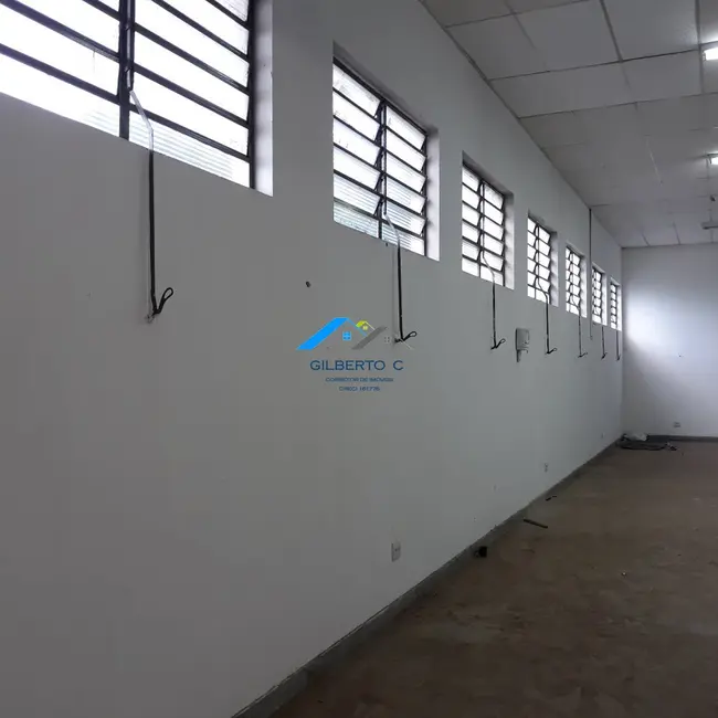 Armazém / Galpão para alugar, 240m2 em Jardim de Allah, Bauru - SP - imagem 5 Foto 5 de Armazém / Galpão para alugar, 240m2 em Jardim de Allah, Bauru - SP