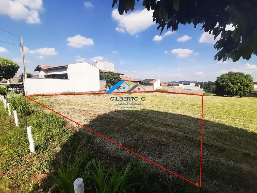 Foto 1 de Terreno / Lote à venda, 600m2 em Piratininga - SP