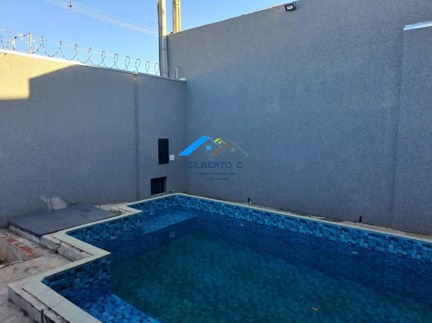 Casa com 3 quartos à venda, 175m2 em Piratininga - SP - imagem 2 Foto 2 de Casa com 3 quartos à venda, 175m2 em Piratininga - SP