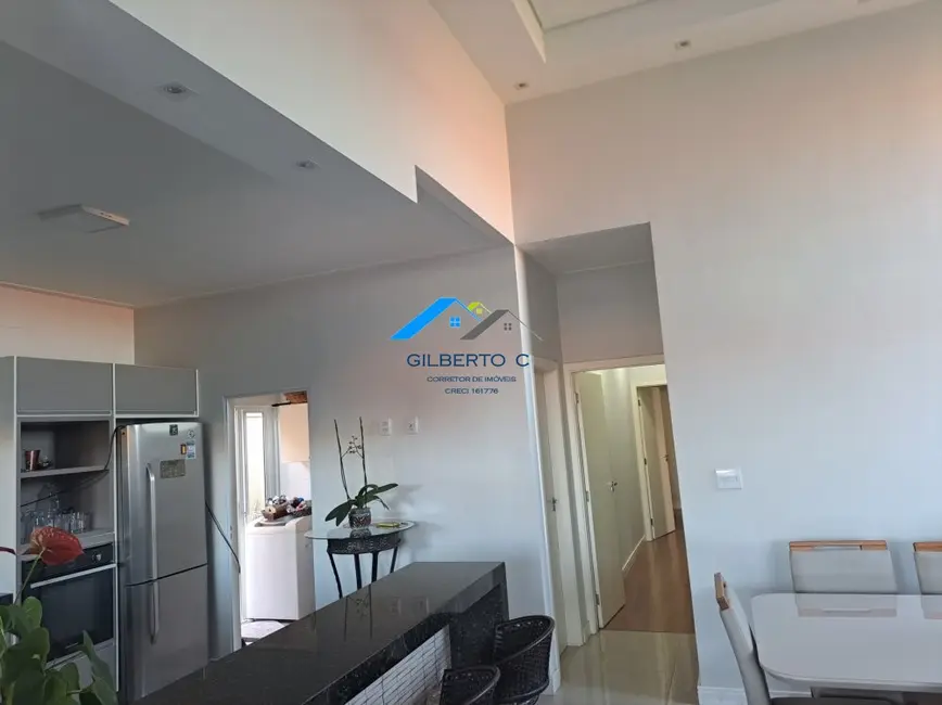 Casa com 3 quartos à venda, 175m2 em Piratininga - SP - imagem 3 Foto 3 de Casa com 3 quartos à venda, 175m2 em Piratininga - SP