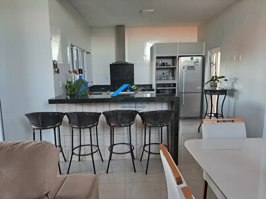 Casa com 3 quartos à venda, 175m2 em Piratininga - SP - imagem 1 Foto 1 de Casa com 3 quartos à venda, 175m2 em Piratininga - SP
