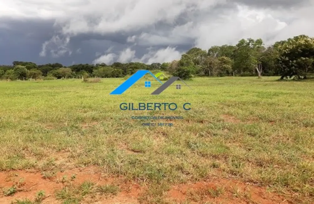 Foto 1 de Terreno / Lote à venda, 7685m2 em Arealva - SP