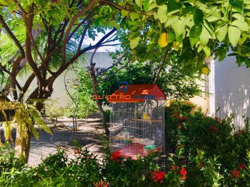 Foto 3 de Casa com 4 quartos à venda, 195m2 em Coroa do Meio, Aracaju - SE