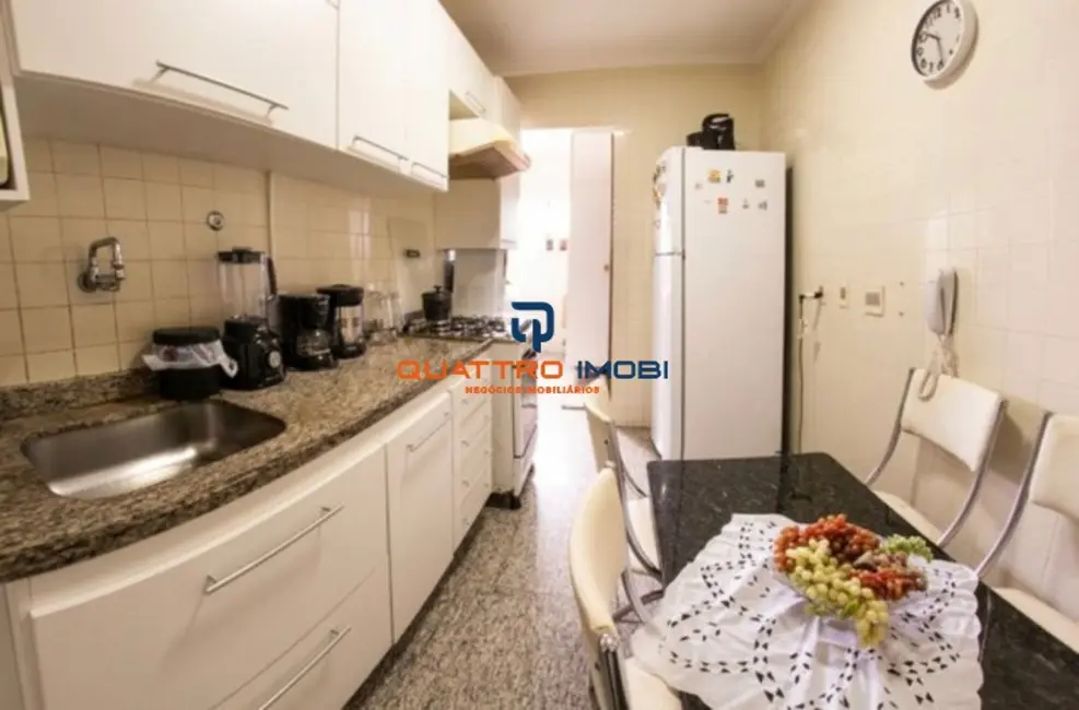 Apartamento com 3 quartos à venda, 100m2 em Treze de Julho, Aracaju - SE - imagem 7 Foto 7 de Apartamento com 3 quartos à venda, 100m2 em Treze de Julho, Aracaju - SE