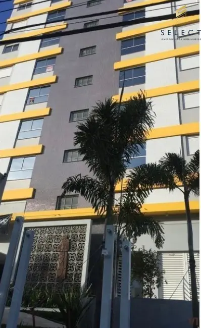 Foto 2 de Apartamento com 2 quartos à venda, 81m2 em Centro, Santa Maria - RS