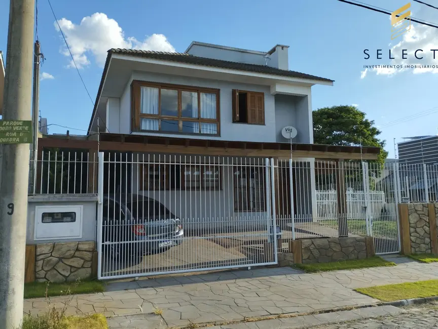 Foto 1 de Casa com 3 quartos à venda, 122m2 em Pé de Plátano, Santa Maria - RS