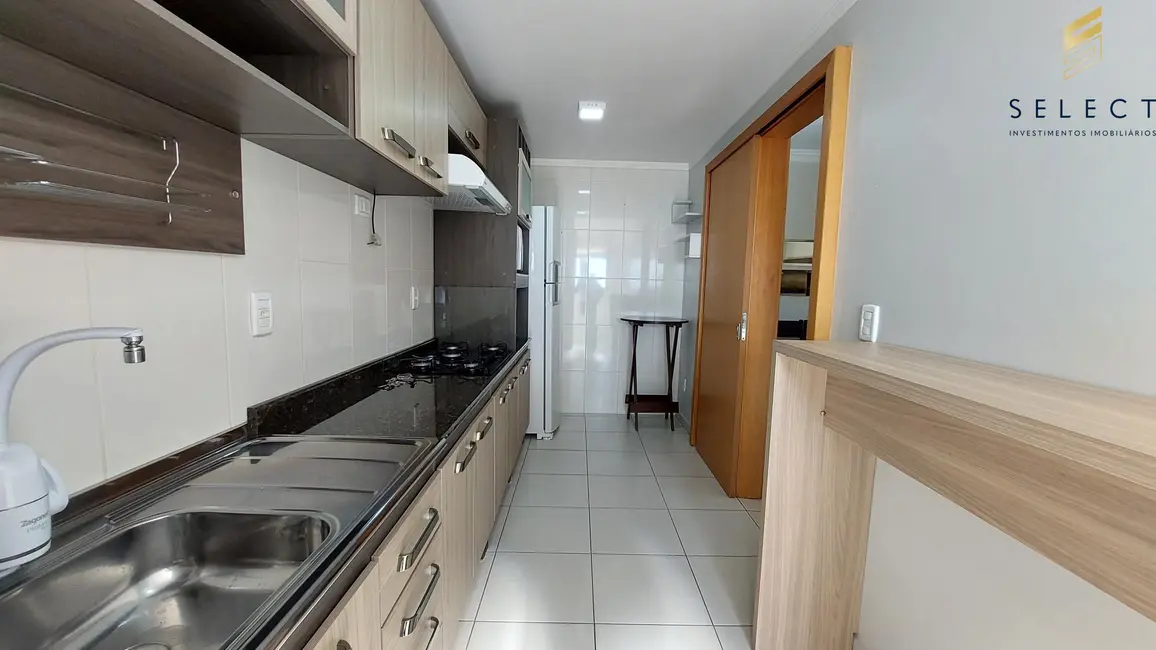 Foto 2 de Apartamento com 3 quartos à venda, 87m2 em Uglione, Santa Maria - RS