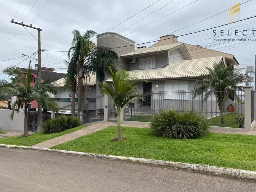 Foto 1 de Casa com 3 quartos à venda, 240m2 em Dom Antônio Reis, Santa Maria - RS
