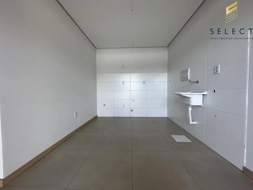 Foto 2 de Apartamento com 2 quartos para alugar, 65m2 em Presidente João Goulart, Santa Maria - RS