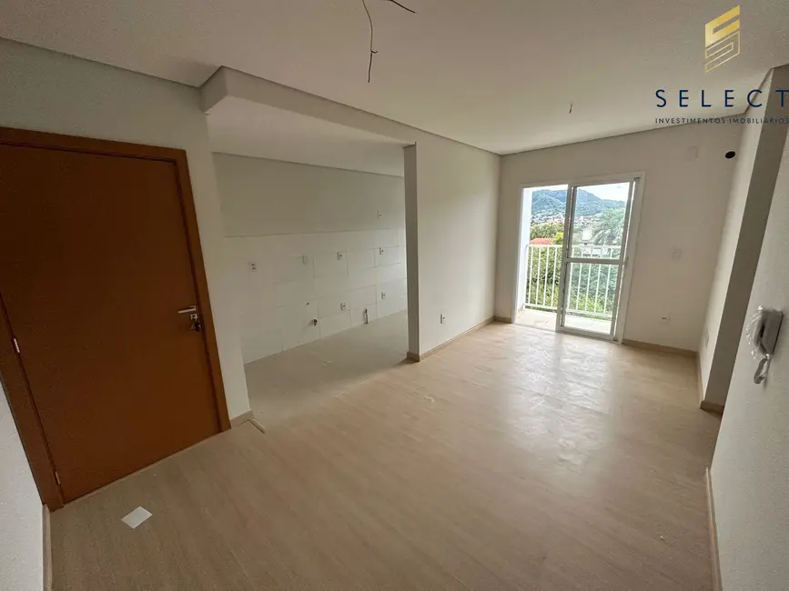 Foto 1 de Apartamento com 2 quartos à venda, 67m2 em Presidente João Goulart, Santa Maria - RS