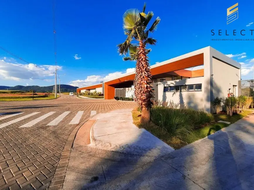 Foto 1 de Terreno / Lote à venda, 632m2 em São José, Santa Maria - RS
