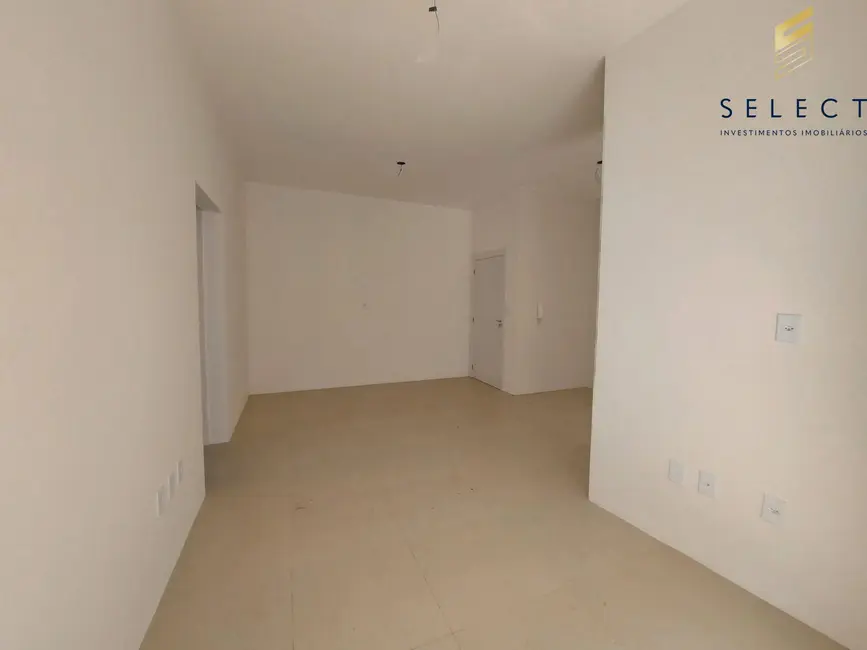 Foto 2 de Apartamento com 2 quartos à venda, 72m2 em Nossa Senhora das Dores, Santa Maria - RS