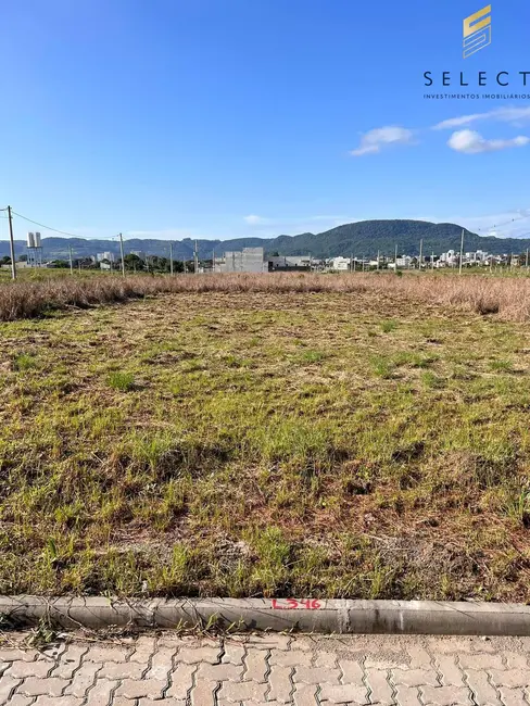 Foto 1 de Terreno / Lote à venda, 350m2 em Camobi, Santa Maria - RS