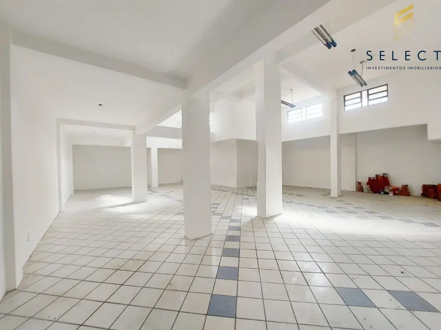 Foto 1 de Loja com 1 quarto à venda, 157m2 em Centro, Santa Maria - RS