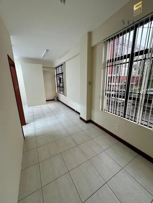 Sala Comercial com 1 quarto para alugar, 66m2 em Nossa Senhora das Dores, Santa Maria - RS - imagem 5 Foto 5 de Sala Comercial com 1 quarto para alugar, 66m2 em Nossa Senhora das Dores, Santa Maria - RS