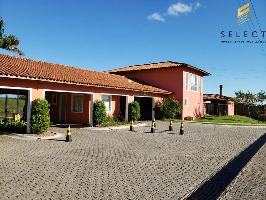 Foto 1 de Terreno / Lote à venda, 320m2 em Tomazetti, Santa Maria - RS