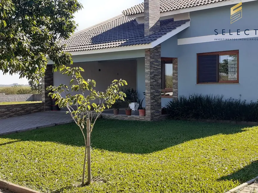 Foto 2 de Casa de Condomínio com 2 quartos à venda, 135m2 em Camobi, Santa Maria - RS