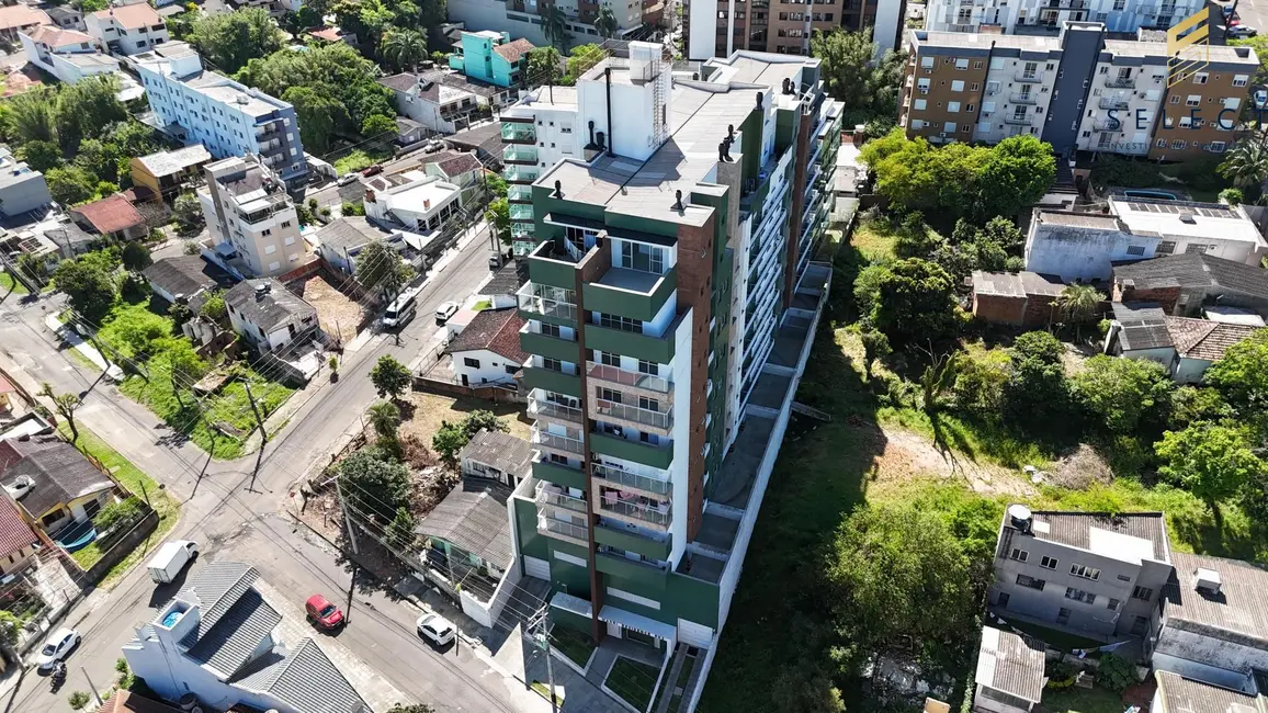 Foto 1 de Cobertura com 3 quartos à venda, 220m2 em Nossa Senhora de Lourdes, Santa Maria - RS